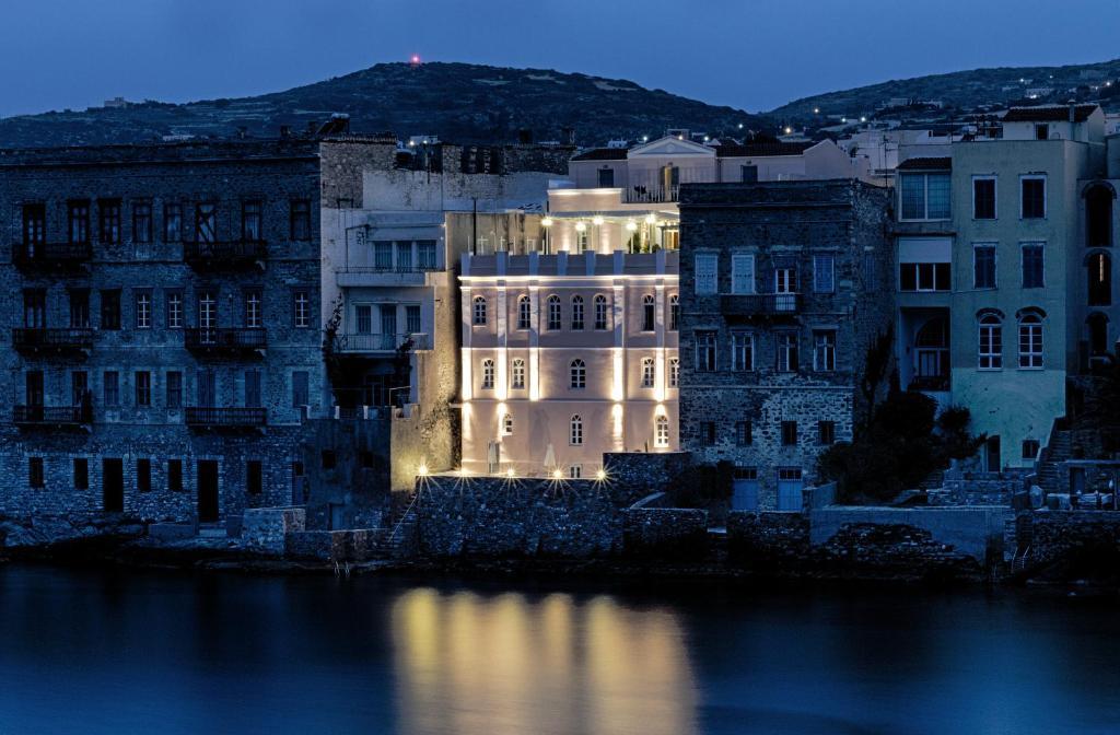 Apollonion Palace 에르무폴리 외부 사진